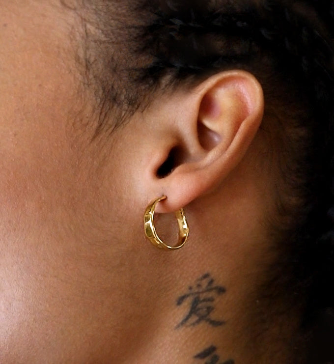 Siren Muse Wave Earrings