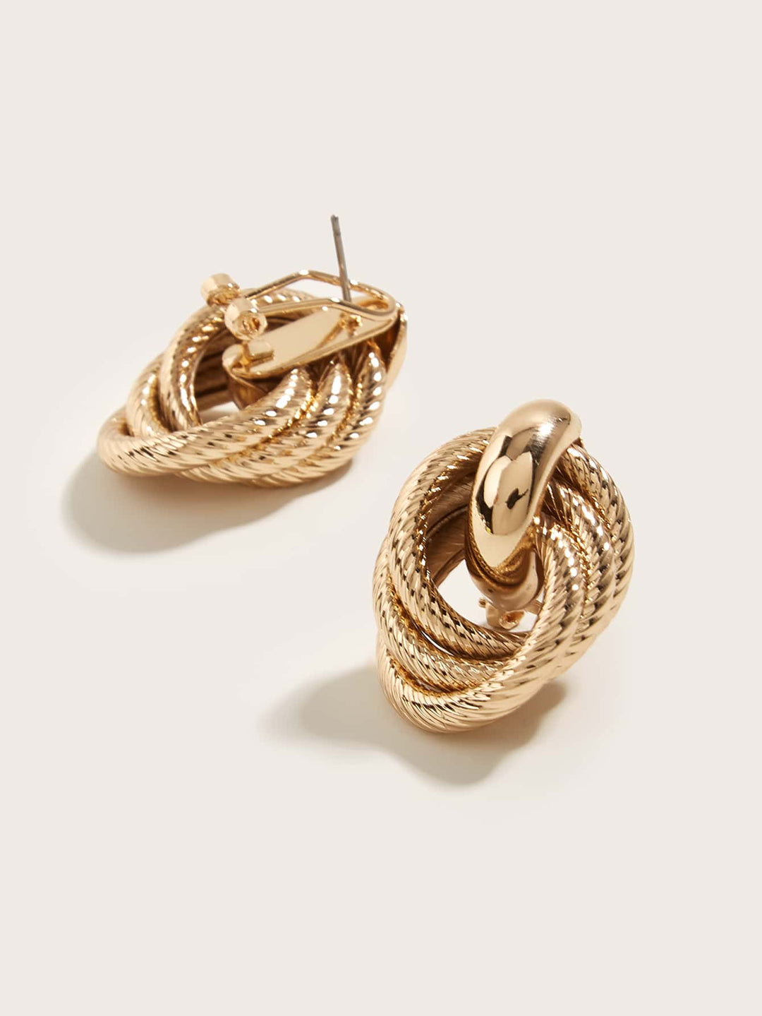 European & American Minimalist Twist Two-Layer Press Pattern Clip-On Earrings - Yellow Gold