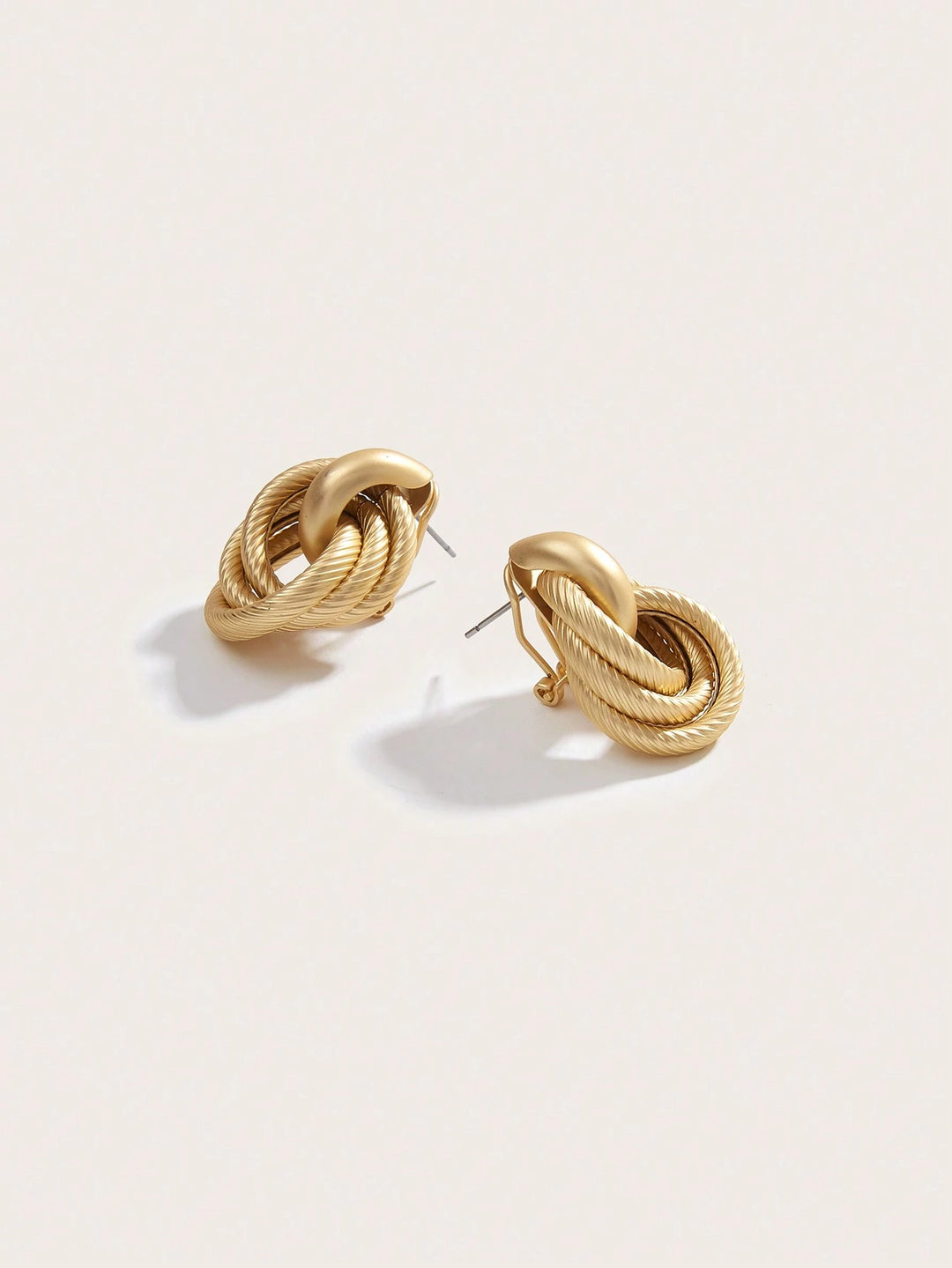 European & American Minimalist Twist Two-Layer Press Pattern Clip-On Earrings - Gold