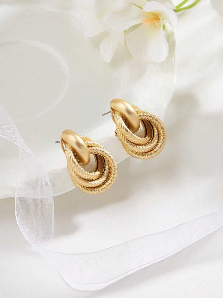 European & American Minimalist Twist Two-Layer Press Pattern Clip-On Earrings - Gold