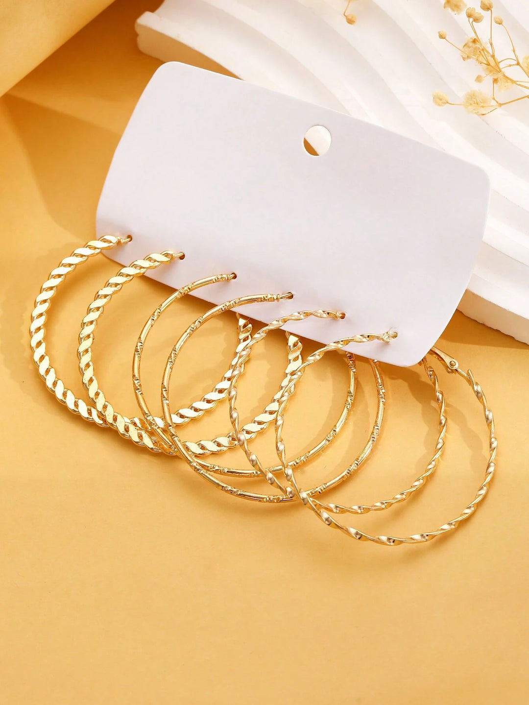 3 Pairs Simple & Exaggerated Hoop Earrings