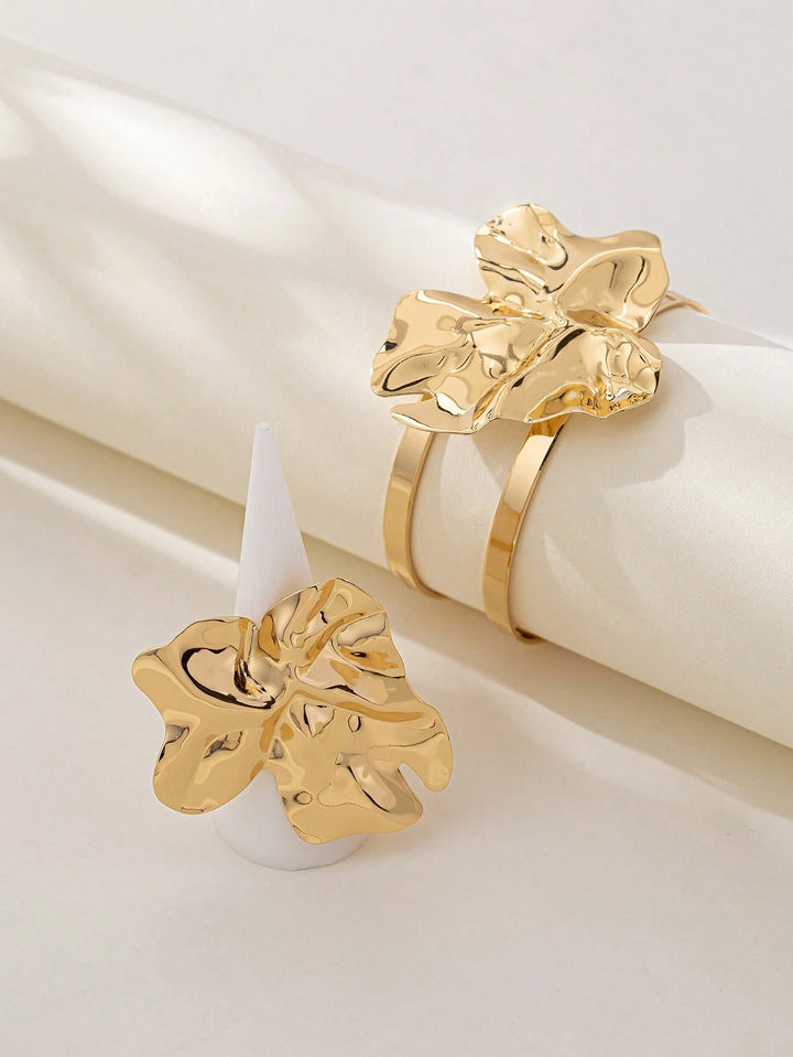Elegant 4-Petal Bracelet & Ring Set for Women - Minimalist Everyday Jewelry