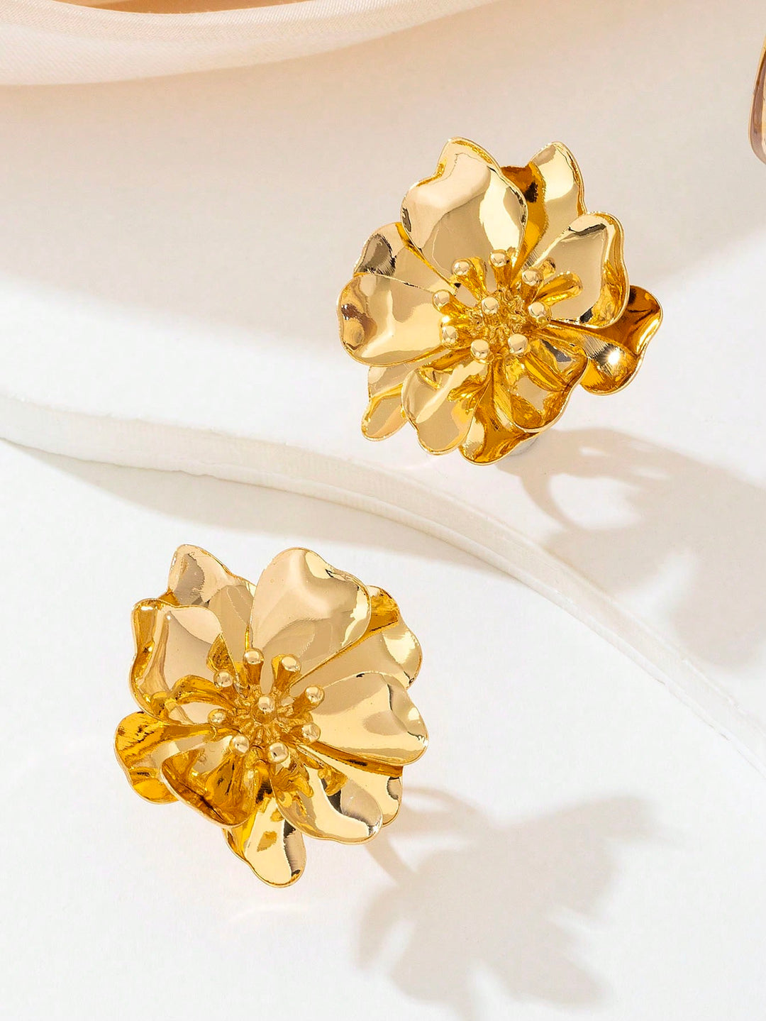 Modern Floral Double-Layer Flower Stud Earrings - Asymmetrical Design