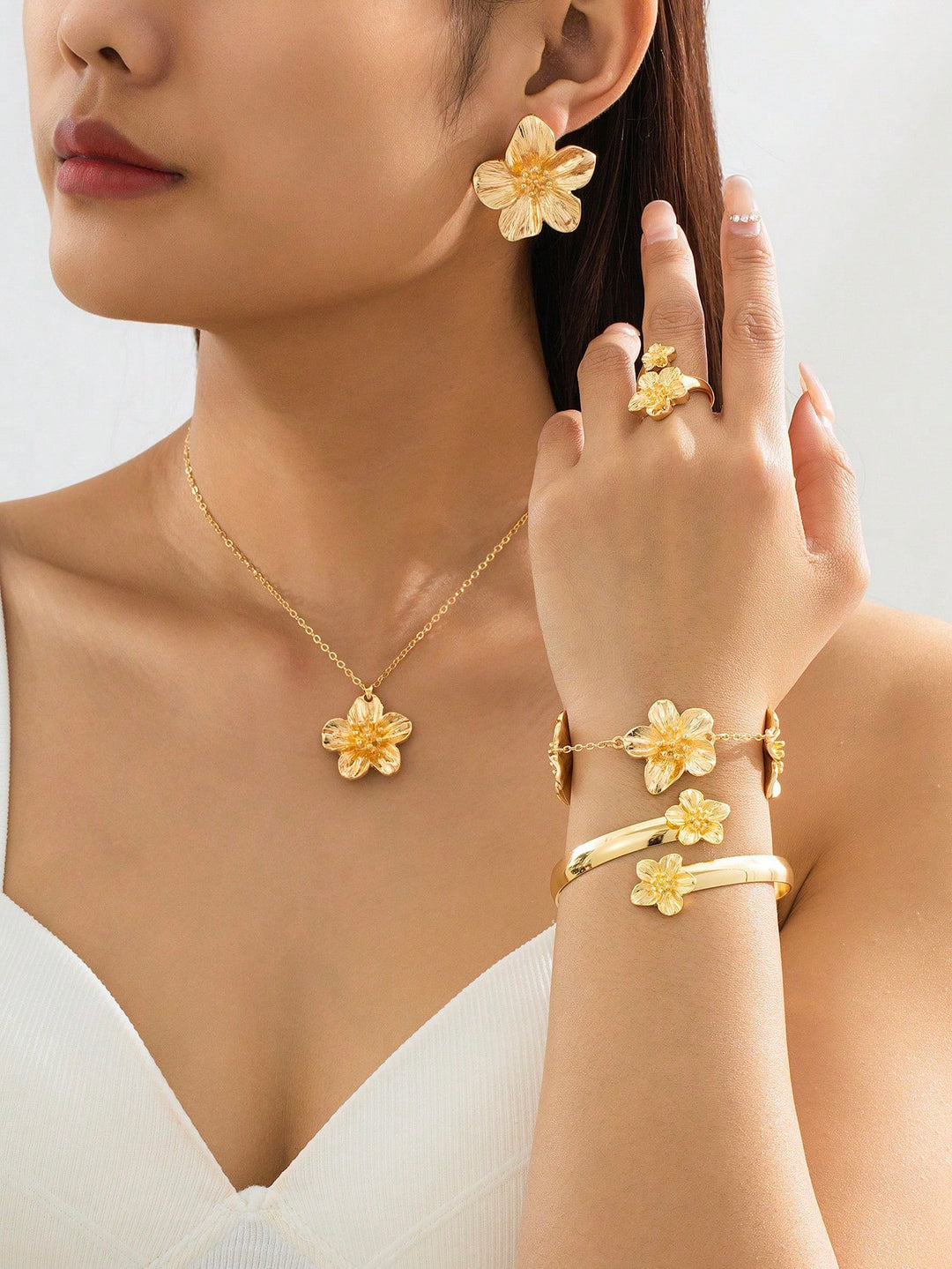 5-Piece Women’s Jewelry Set | Delicate 5-Petaled Flower Design