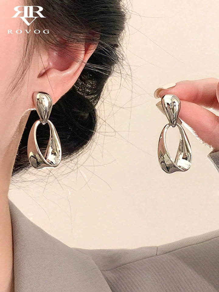 Minimalist French Geometric Earrings – Elegant & Sophisticated Jewelry
