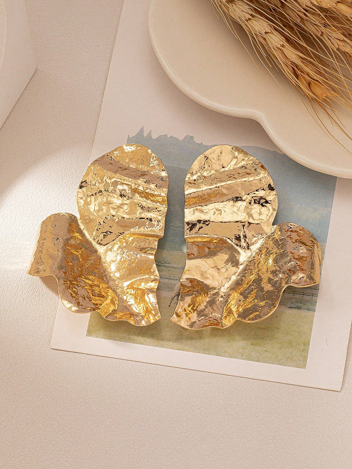 Geometric Heart-Shaped Fashion Metal Stud Earrings - European & American Style