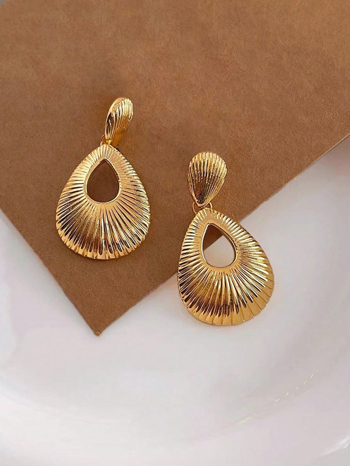 Minimalist French Geometric Earrings – Fashionable Luxury Jewelry for Women