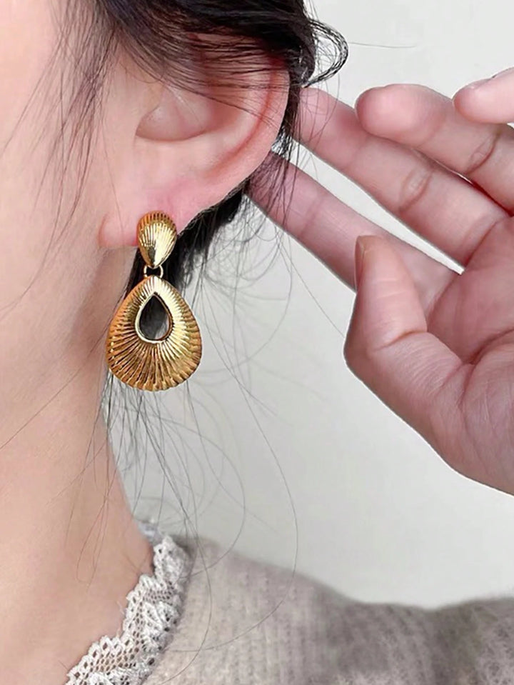 Minimalist French Geometric Earrings – Fashionable Luxury Jewelry for Women