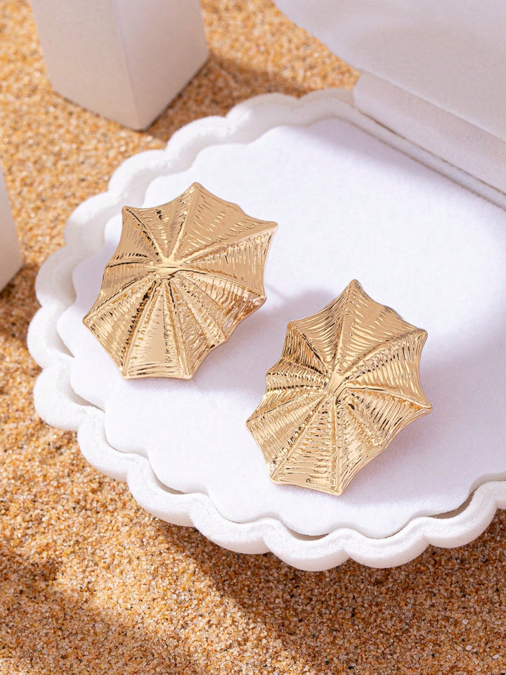 Geometric Starburst Design Stud Earrings for Women