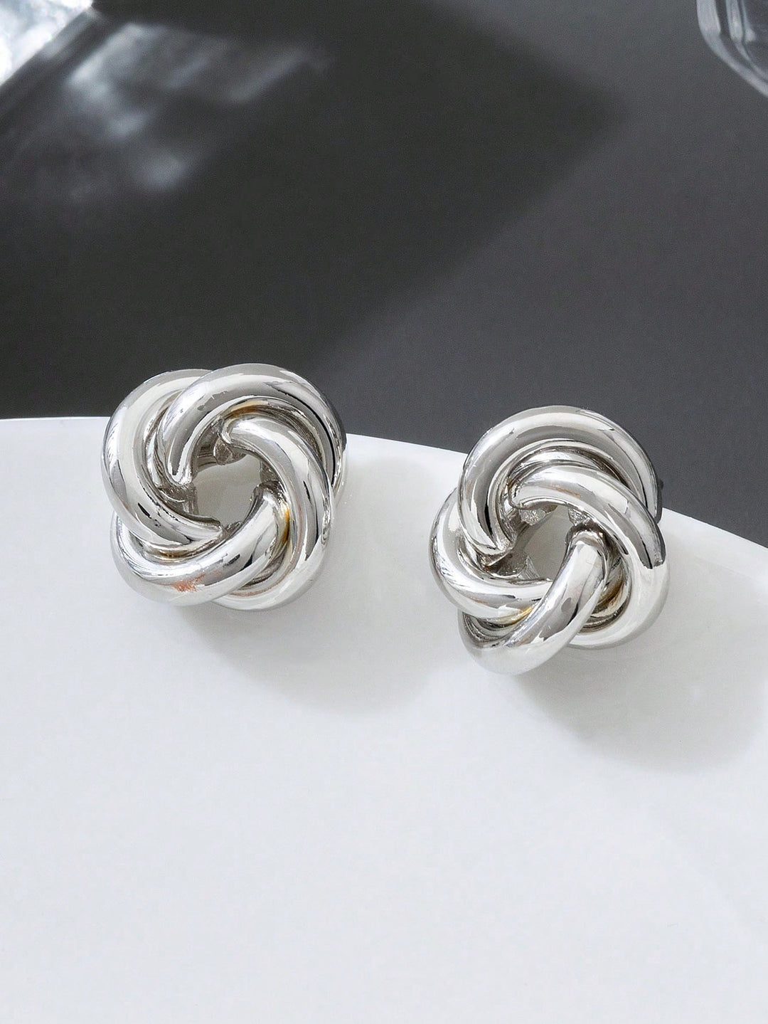Stylish Twisted Metal Minimalist Geometric Silver Twist Clip-On Earrings (Non-Piercing)