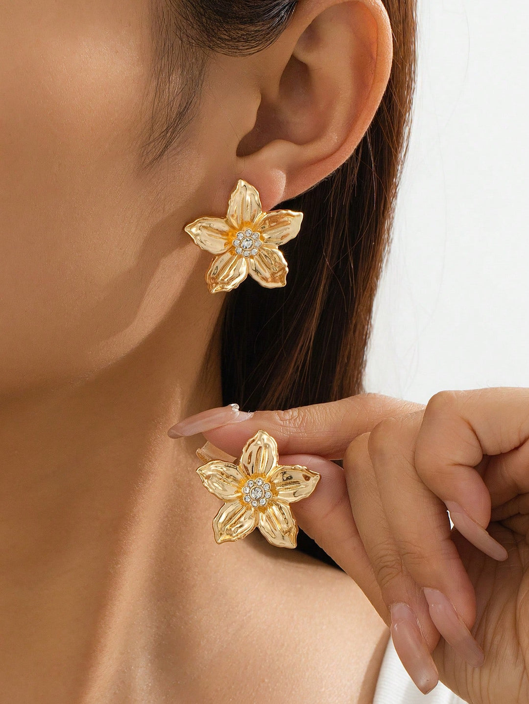 3pcs Vintage Palace Style 3D Floral Rhinestone Earrings Set for Women