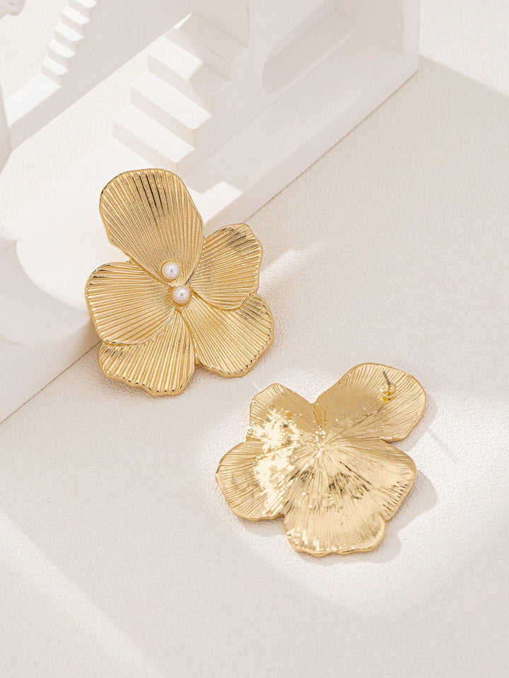 Elegant Gold-Tone Floral Stud Earrings with Pearl Accents – Statement Petal Design