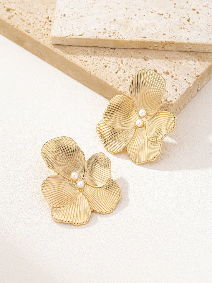 Elegant Gold-Tone Floral Stud Earrings with Pearl Accents – Statement Petal Design