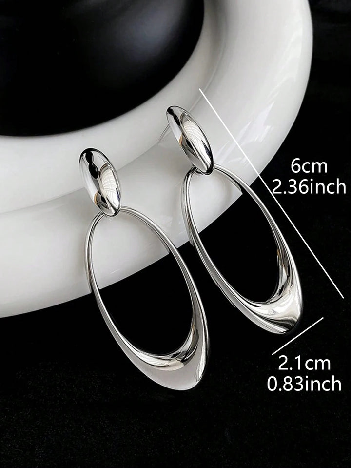 Minimalist French Geometric Earrings – Chic Luxury Jewelry