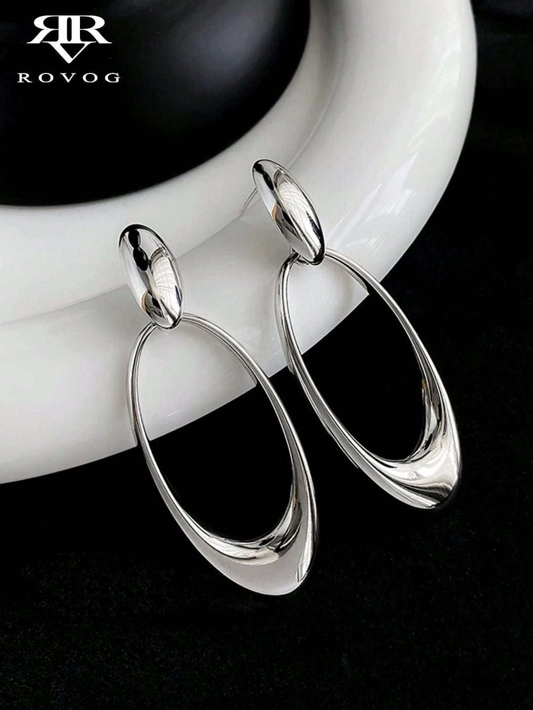 Minimalist French Geometric Earrings – Chic Luxury Jewelry