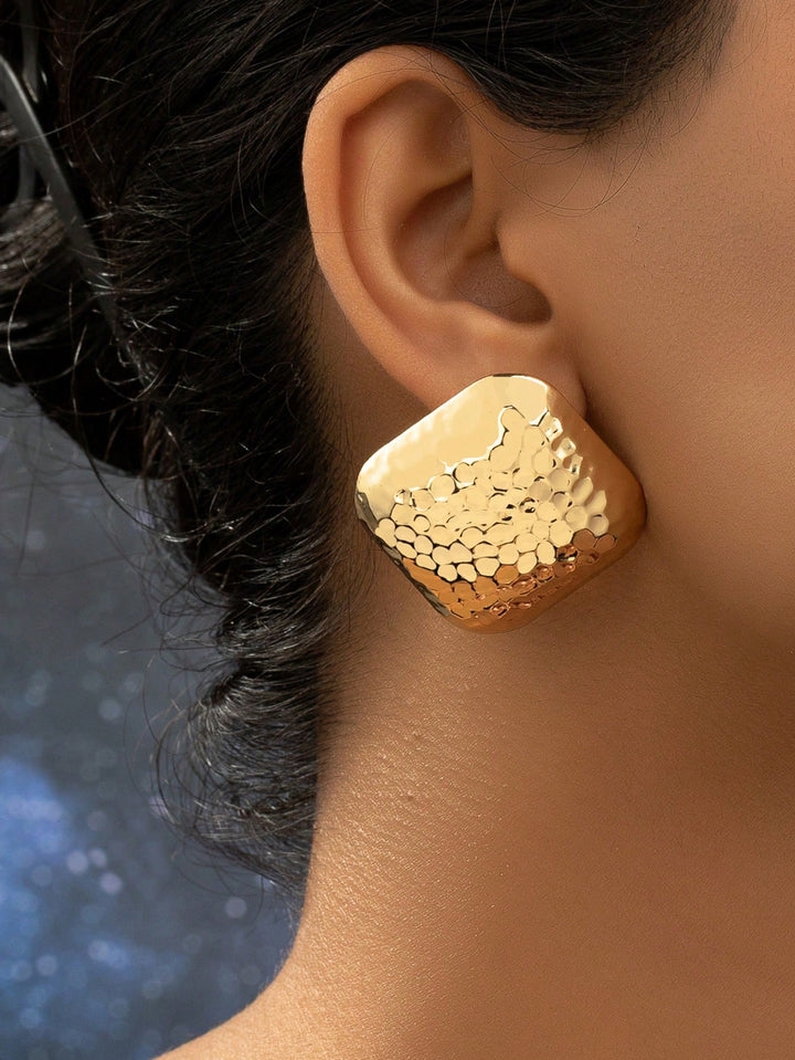 Square Metal Stud Earrings, Hammered Gold-Tone Jewelry, Casual & Versatile Accessory