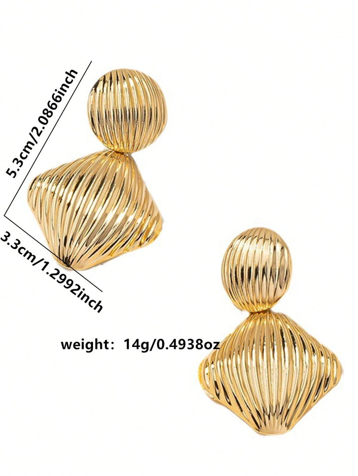 Vintage Exaggerated Textured Metal Stud Earrings – Bold & Elegant Statement Jewelry