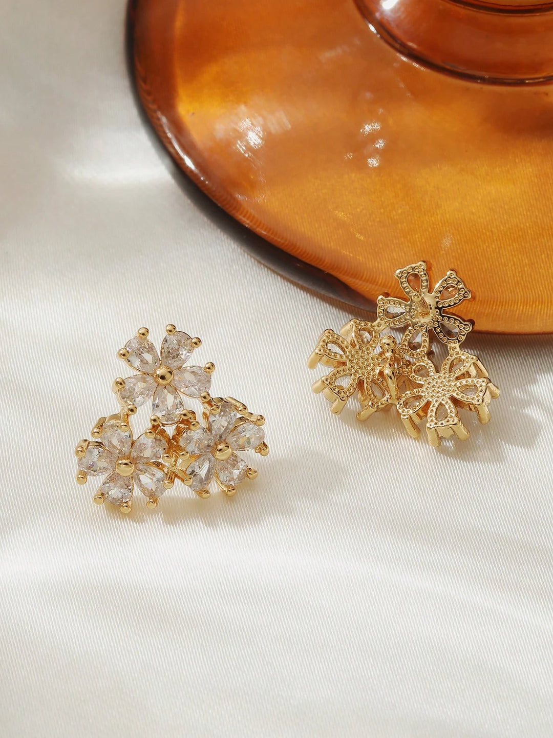 Geometric Zirconia Flower Stud Earrings – Chic Sparkling Floral Jewelry