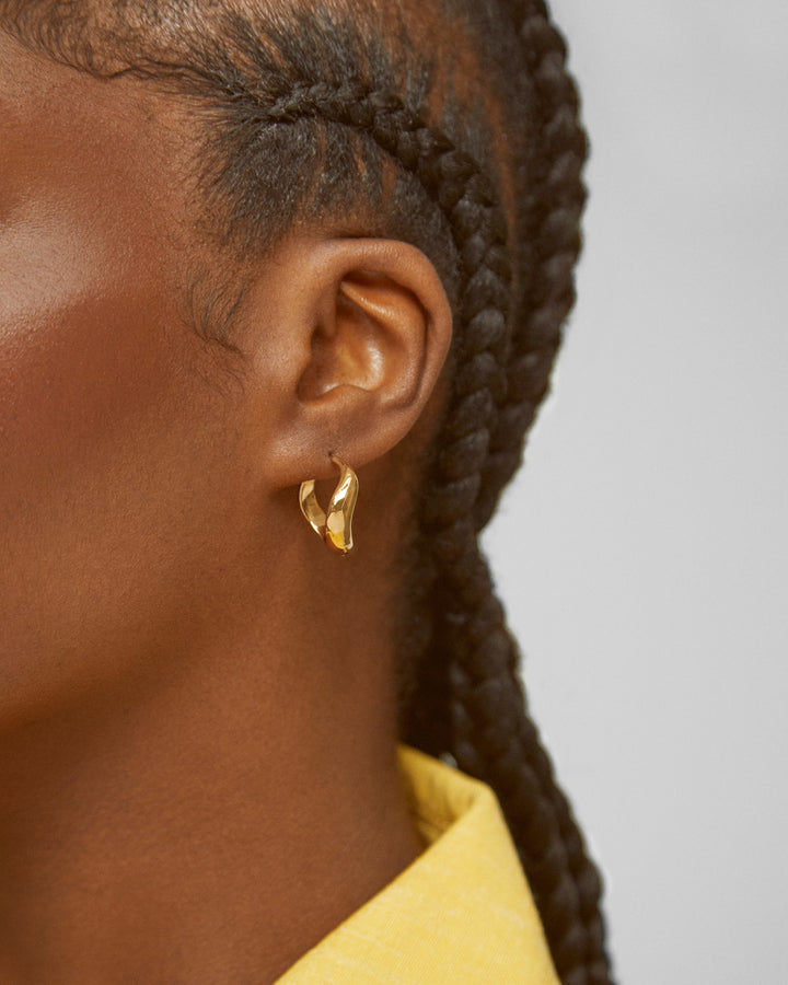 Swirl Medium Hoop Earrings