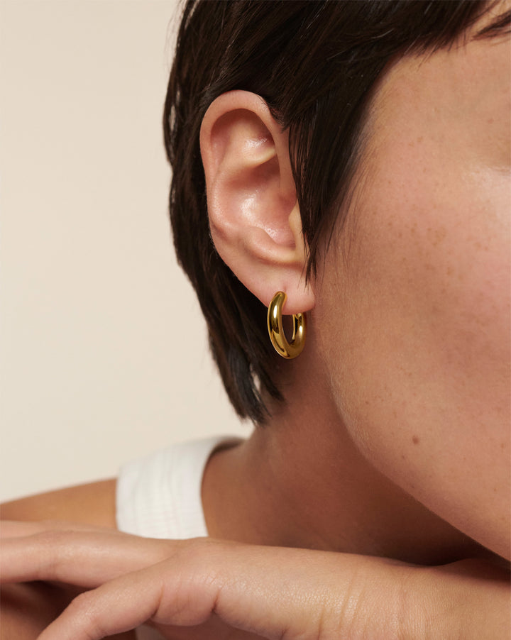Click Medium Hoop Earrings