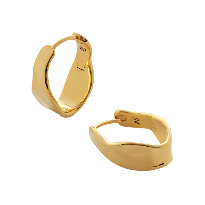 Wave Medium Hoop Earrings