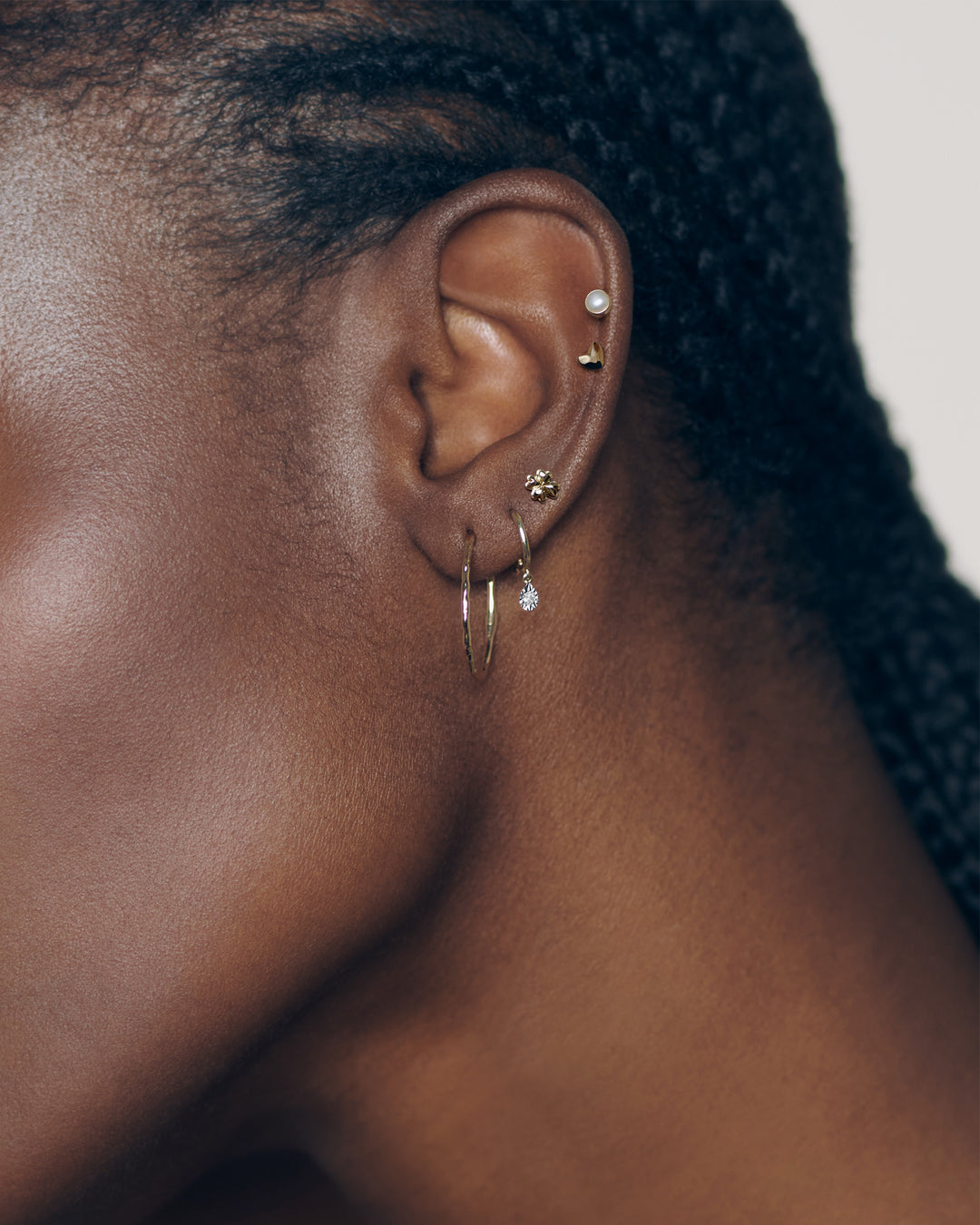 Button Pearl Flat Back Piercing Stud