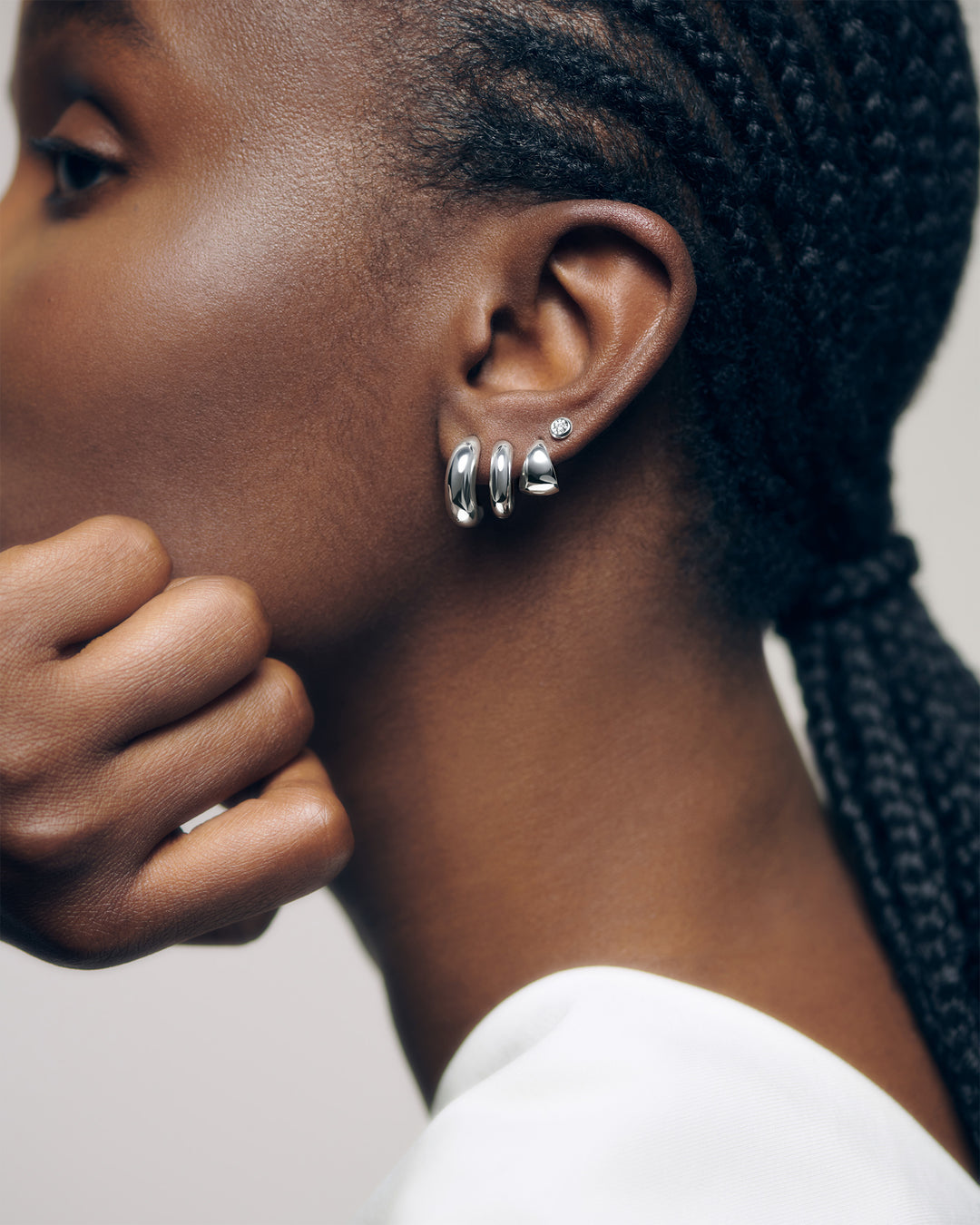 Tapered Small Hoop Earrings