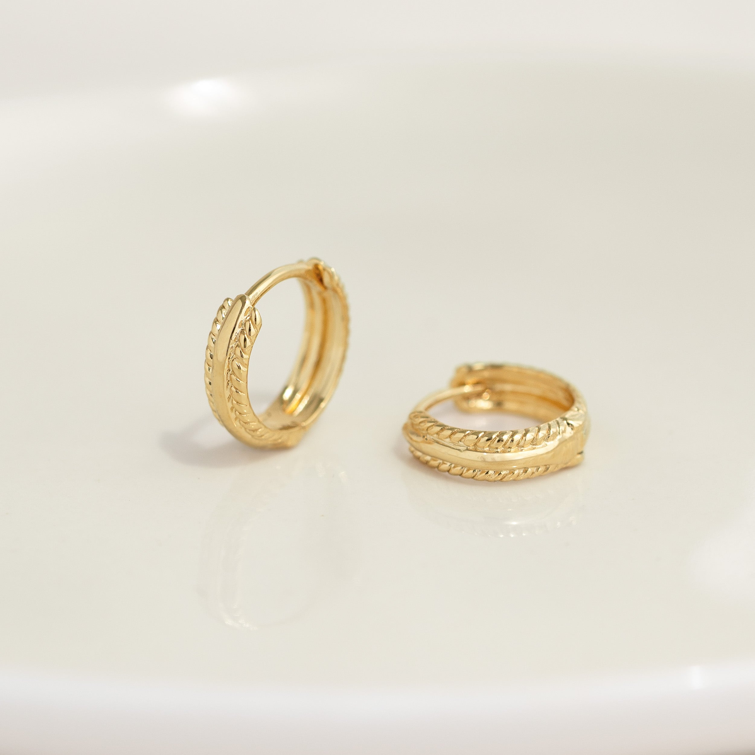 Vintage Chunky Gold Hoop Earrings - Trianna