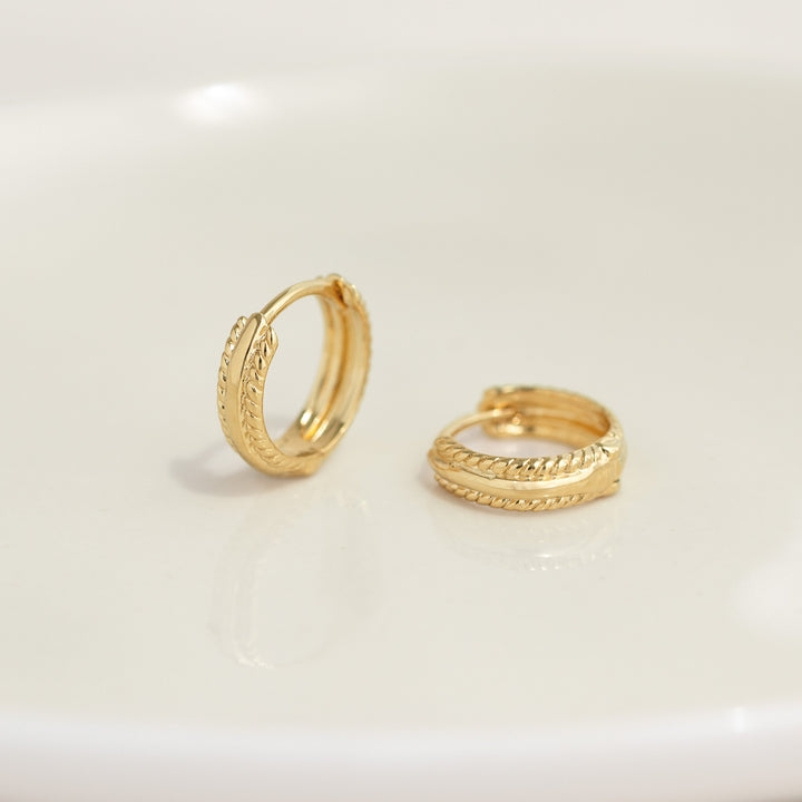 Vintage Chunky Gold Hoop Earrings - Trianna