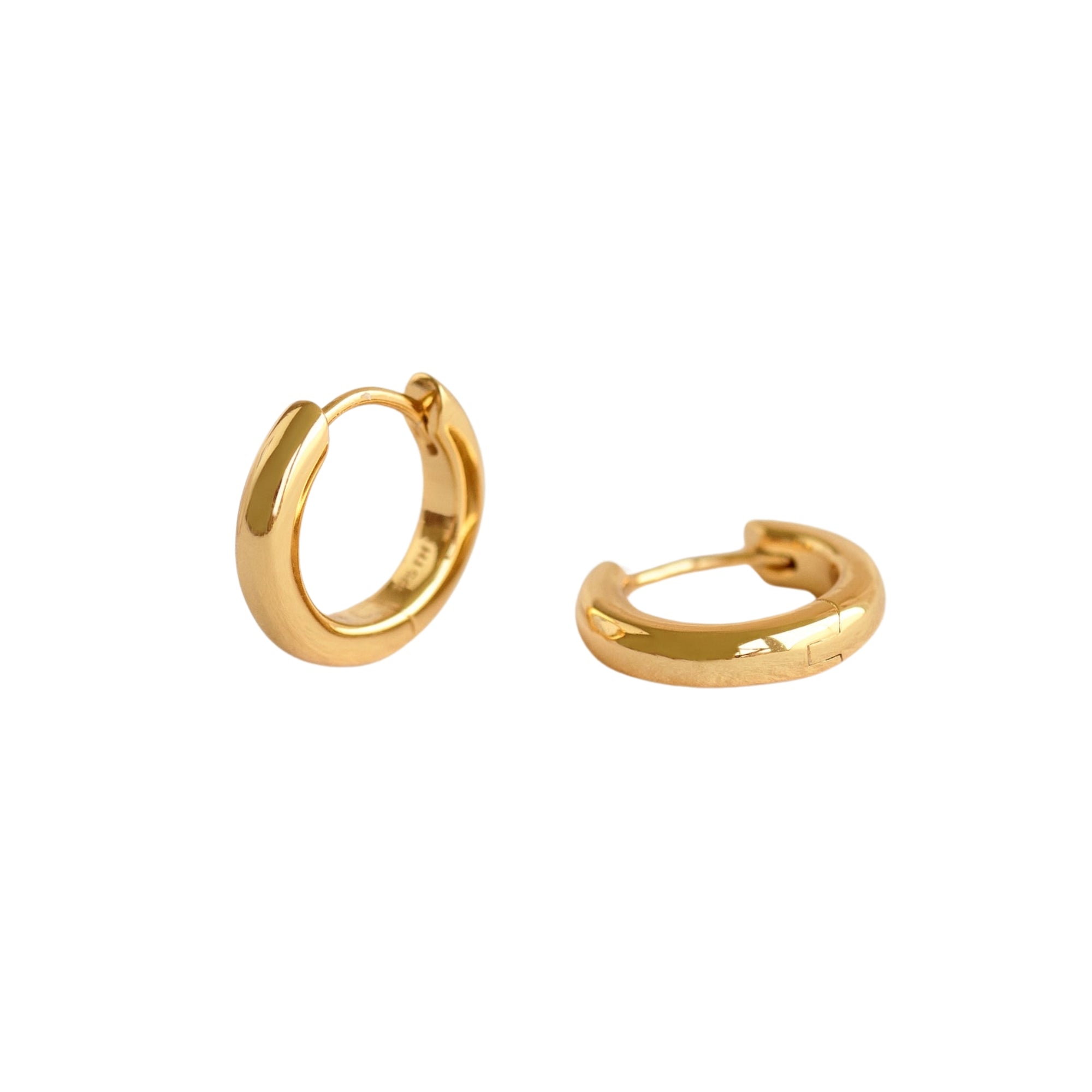 Chunky Huggie Hoop Earrings - Dione