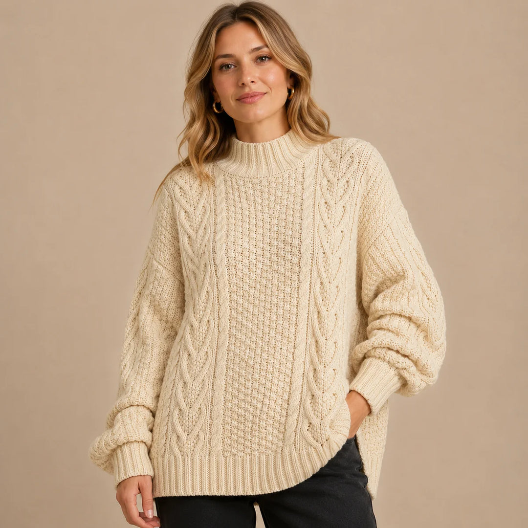Dame sweater med rullekrave og grov snoet strik