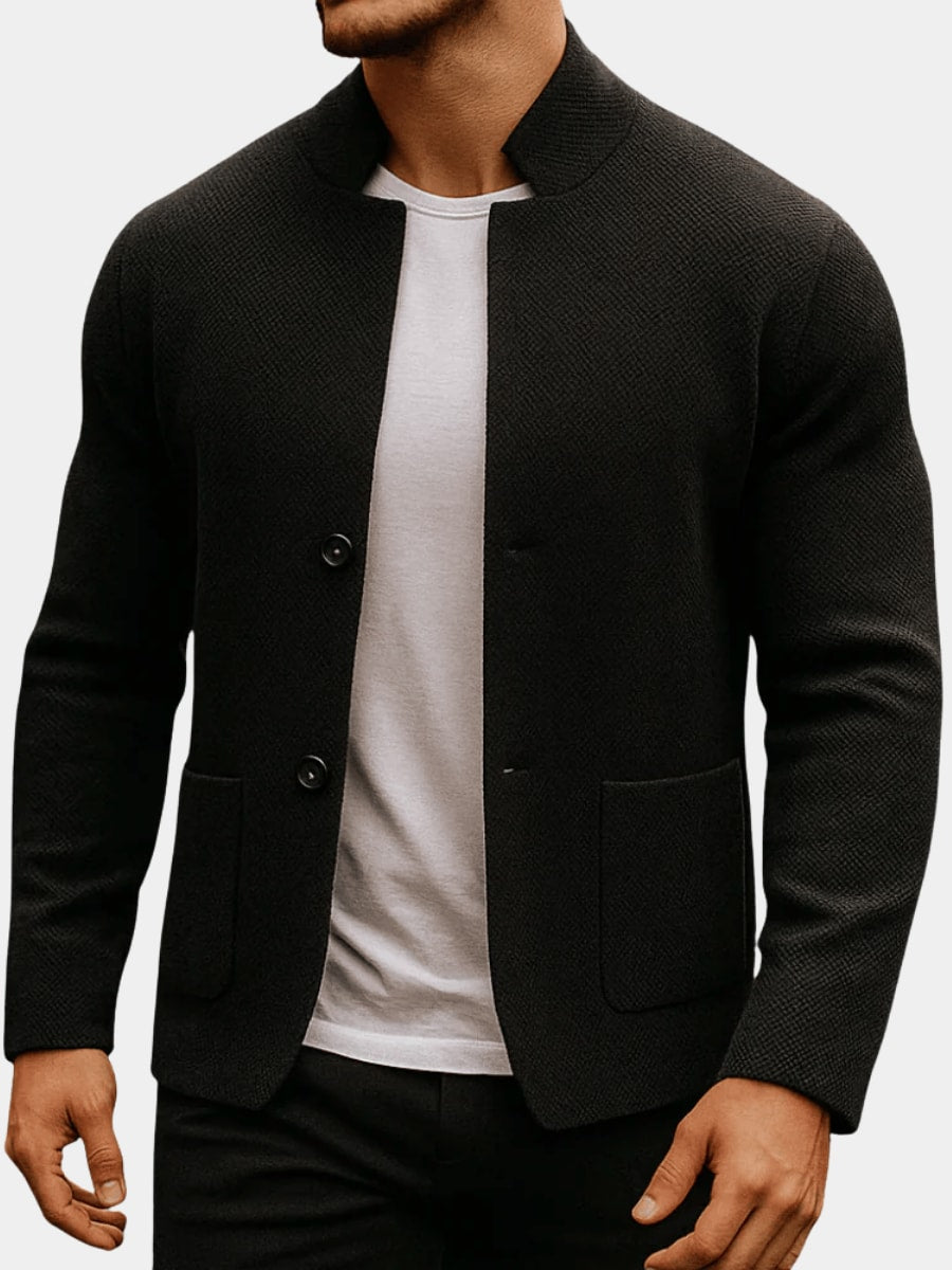 Sort cardigan herre set forfra med flade lommer