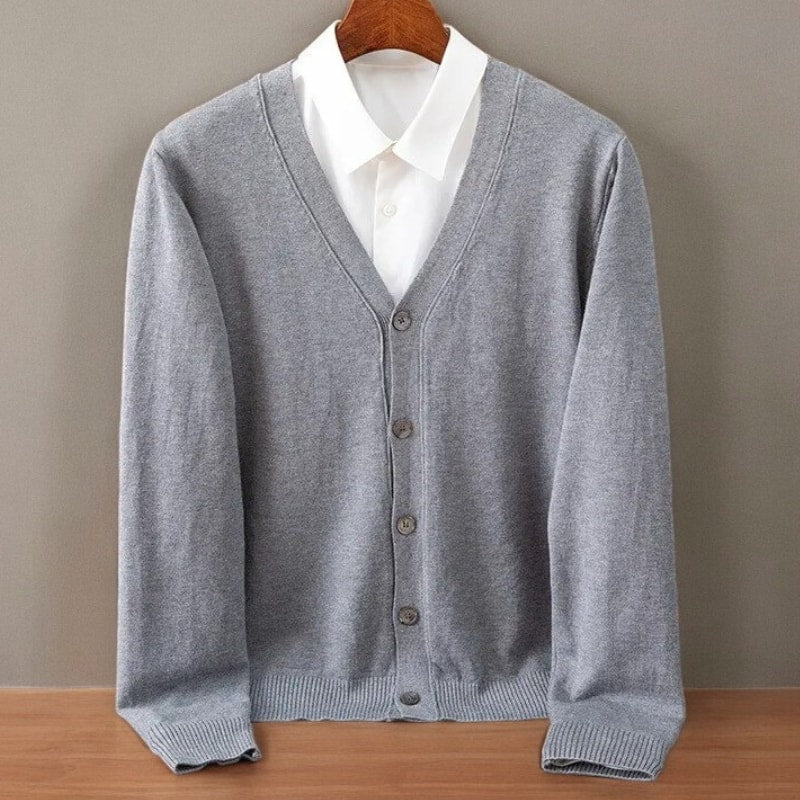 Cardigan til herre i cashmeremix med knapper