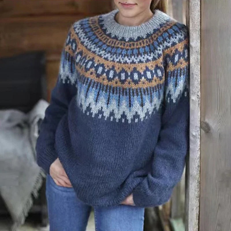 Mørkeblå striktrøje dame med Fair Isle mønster og rund hals